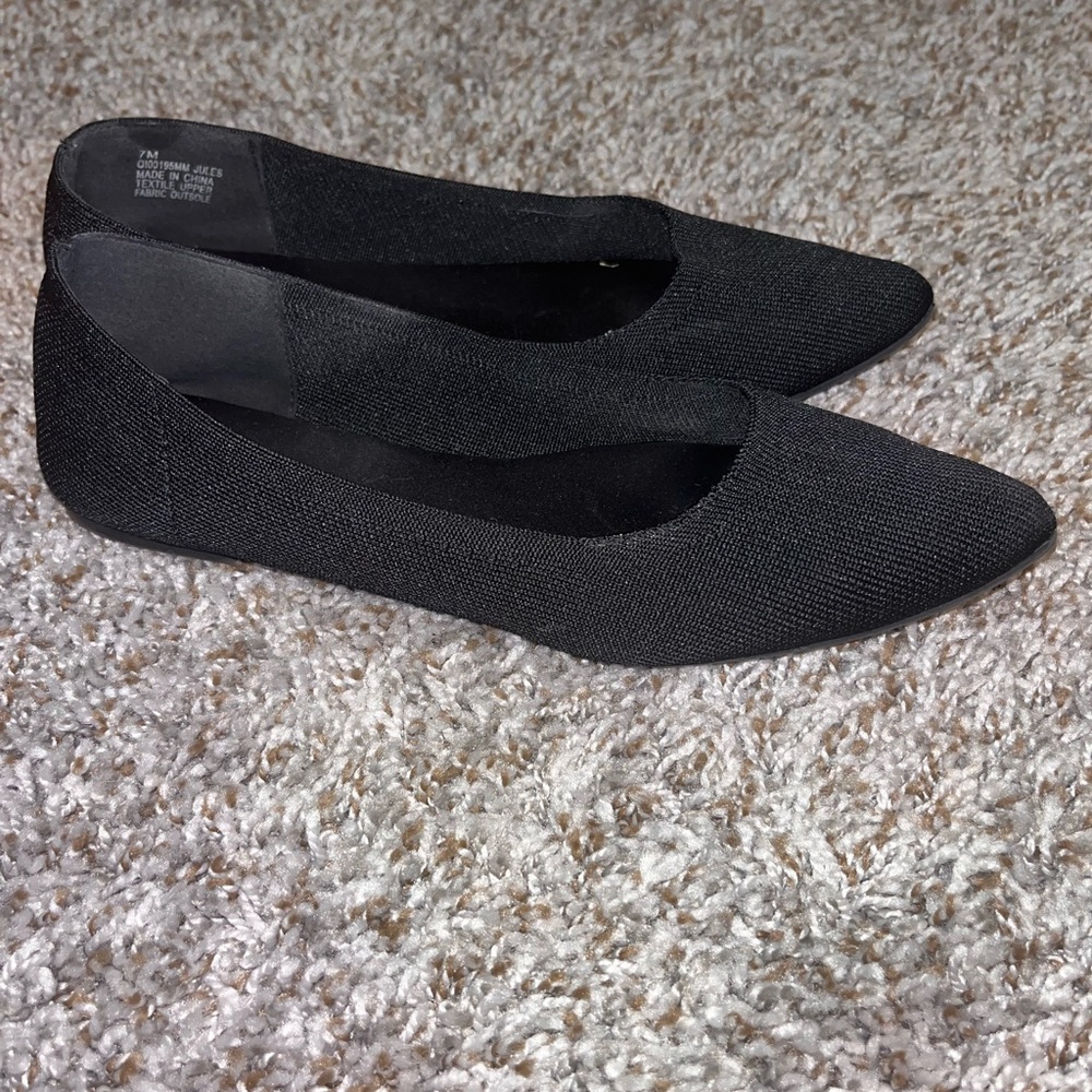 Women’s Flats size 7 Black